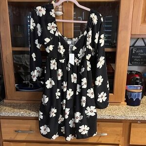 American Eagle Outfitters Black Dress with White Floral Print